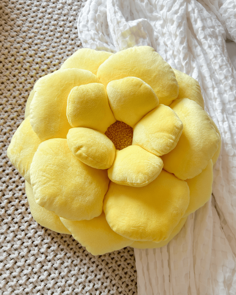 Camellia Plush Flower Pillow - mosswell.us