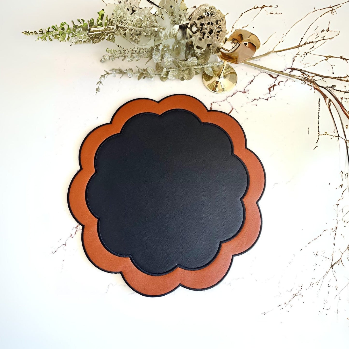 SERENITY BLACK ORANGE SCLALOPED FAUX LEATHER PLACEMAT - mosswell.us