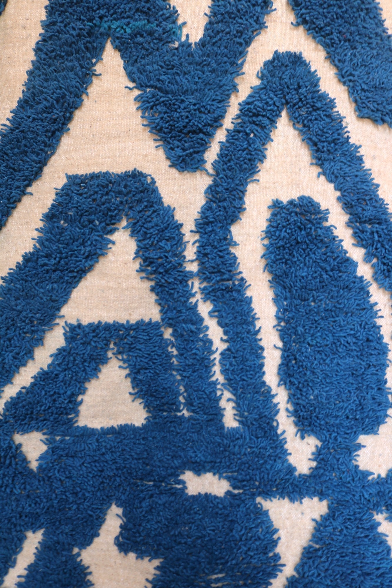 The Ziriya Rug – Handwoven Moroccan Wool - Cat Rodeo