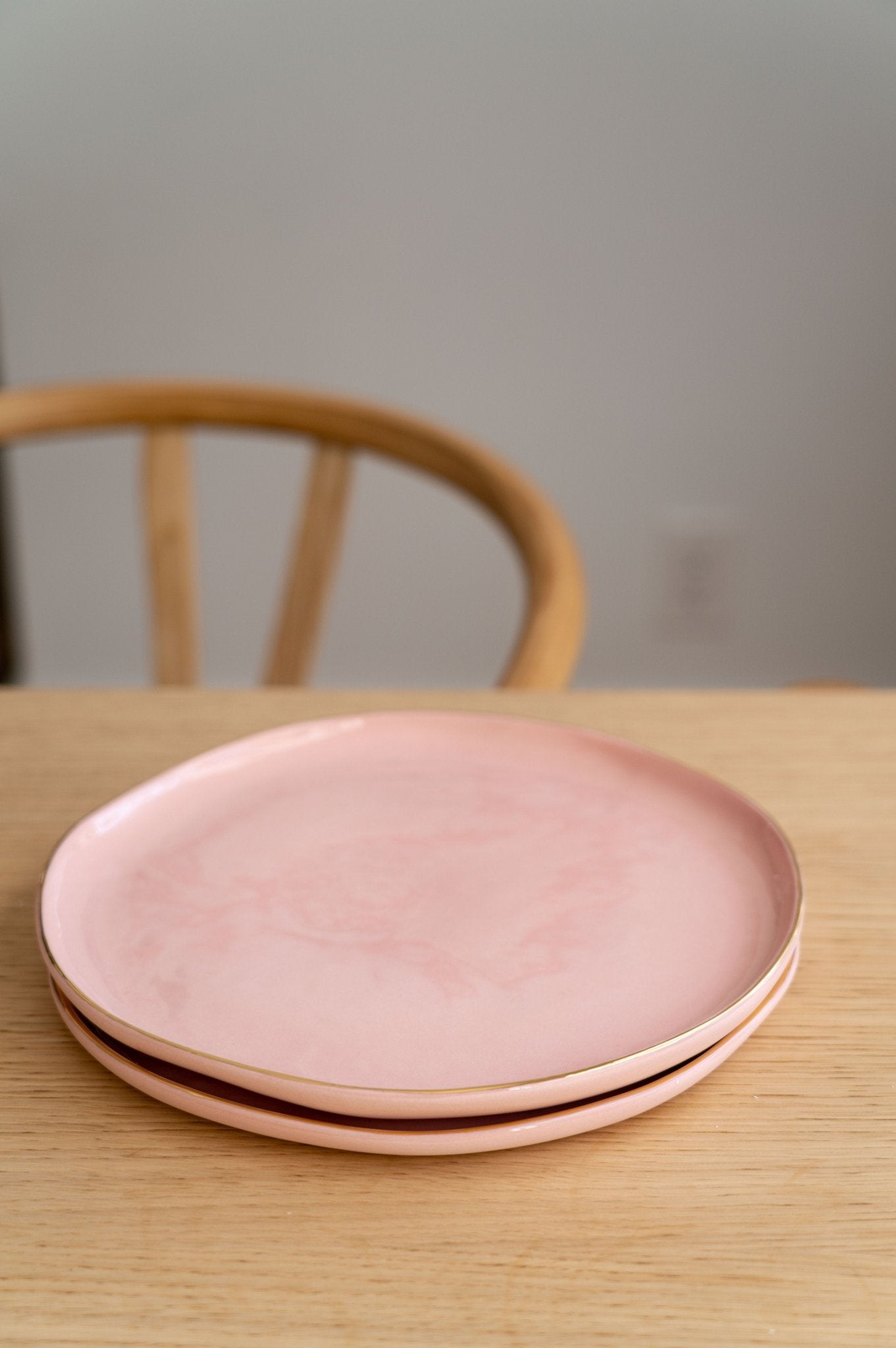 Handmade Porcelain Dinner Plates with Gold Rim. Powder Pink - mosswell.us