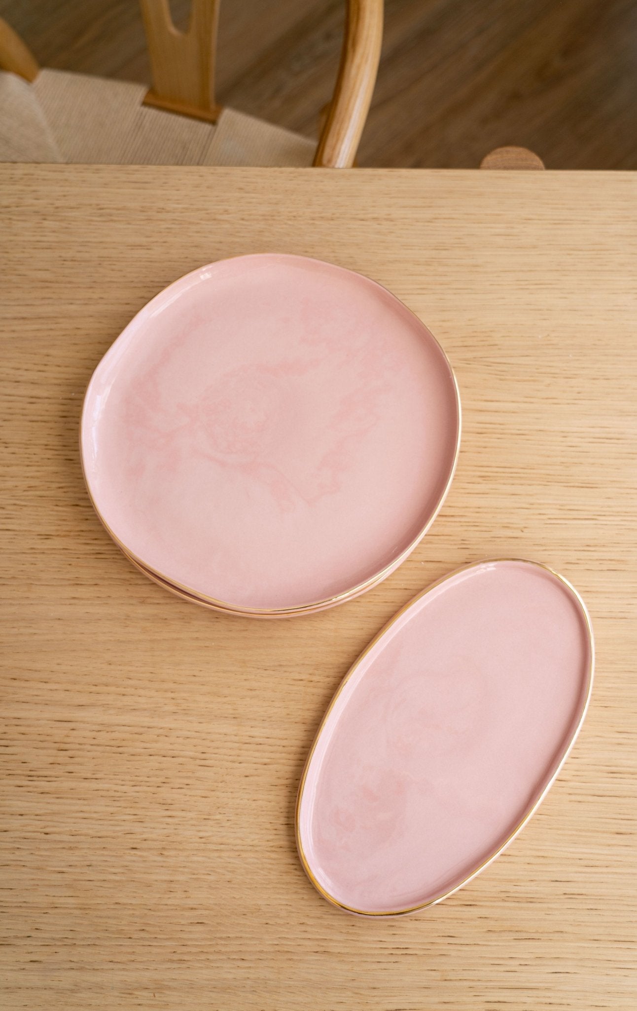 Handmade Porcelain Dinner Plates with Gold Rim. Powder Pink - mosswell.us