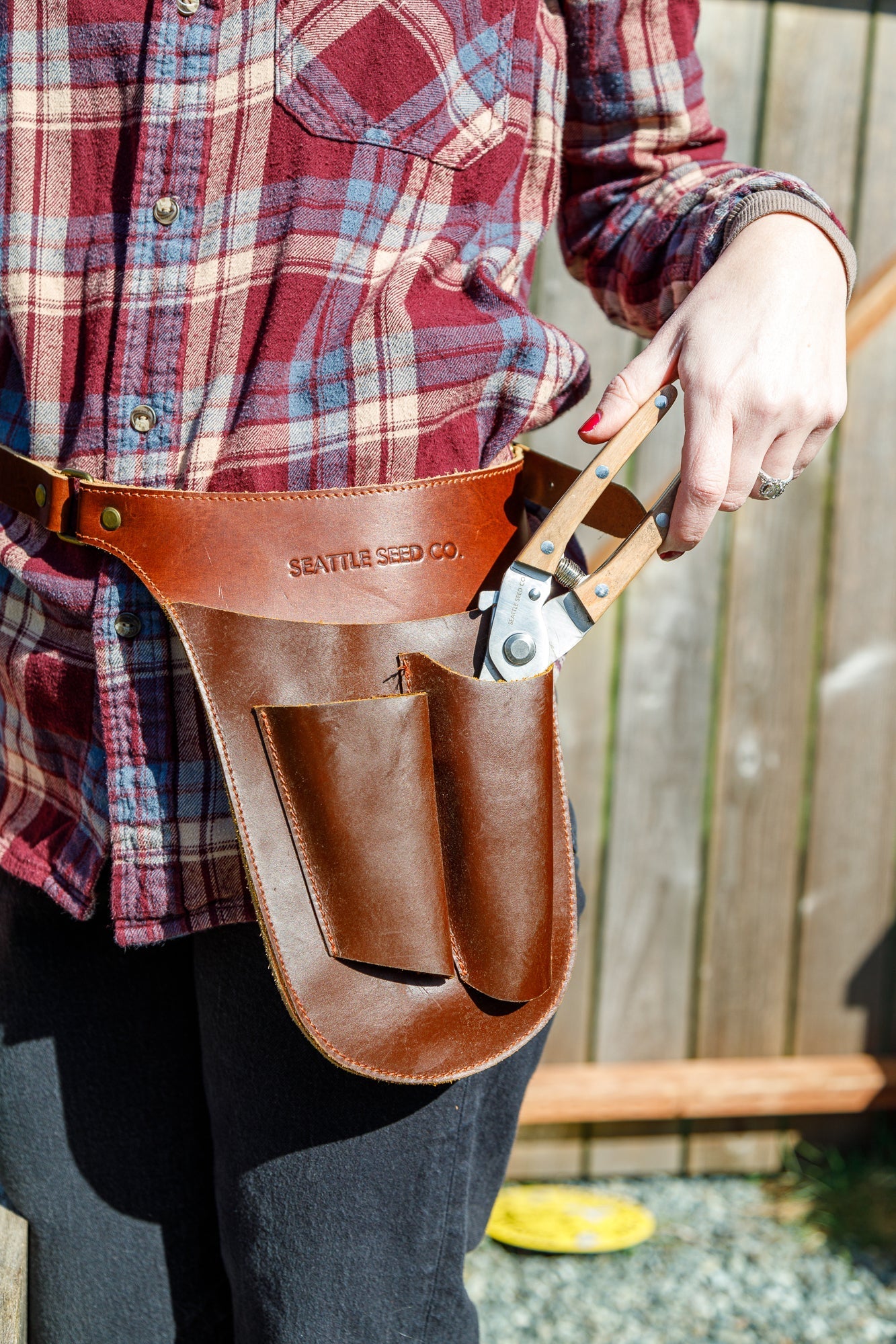 Harvest Essentials Gardener's Tool Belt Genuine Leather - mosswell.us