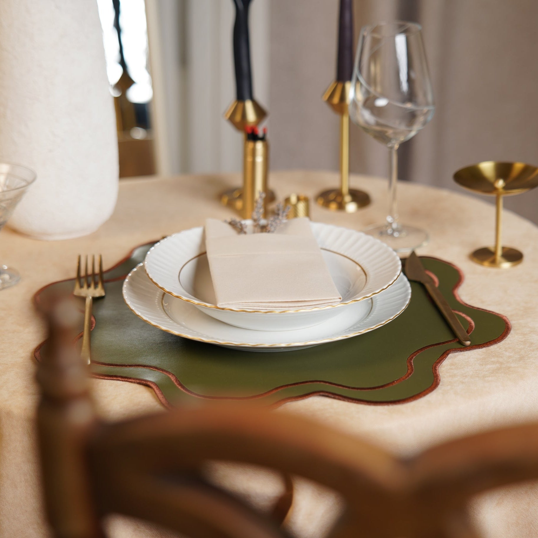HAVEN DARK GREEN BROWN TRIM WAVY EDGE FAUX LEATHER PLACEMAT - mosswell.us