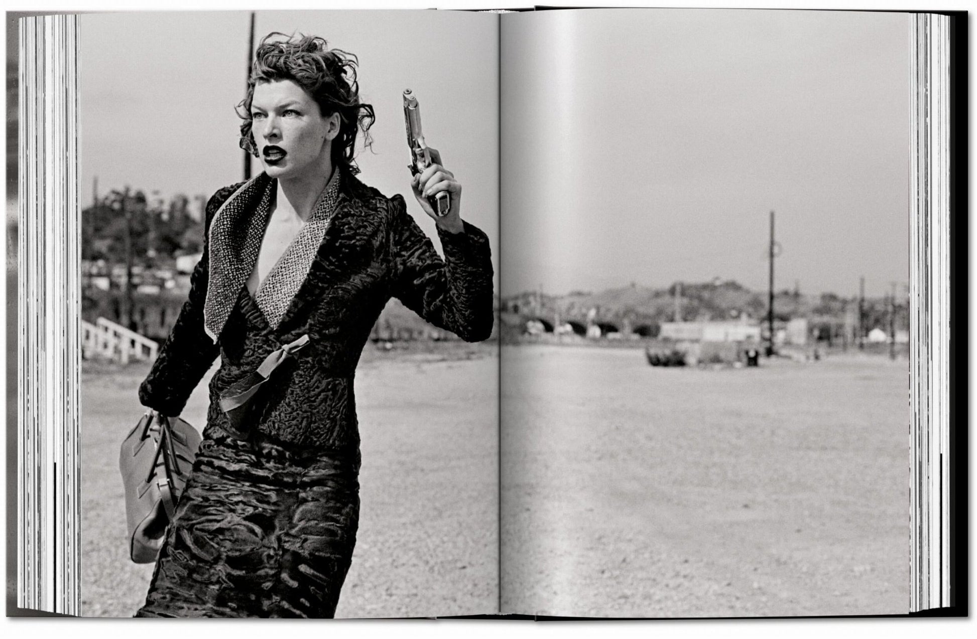Peter Lindbergh. On Fashion Photography. 45th Ed. (German, French, English) - mosswell.us
