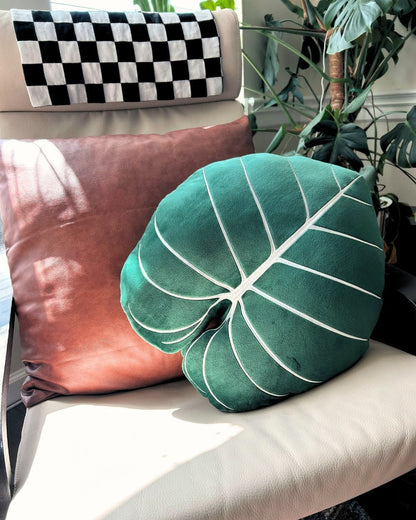 Philodendron Gloriosum Pillow - Forest Green - mosswell.us