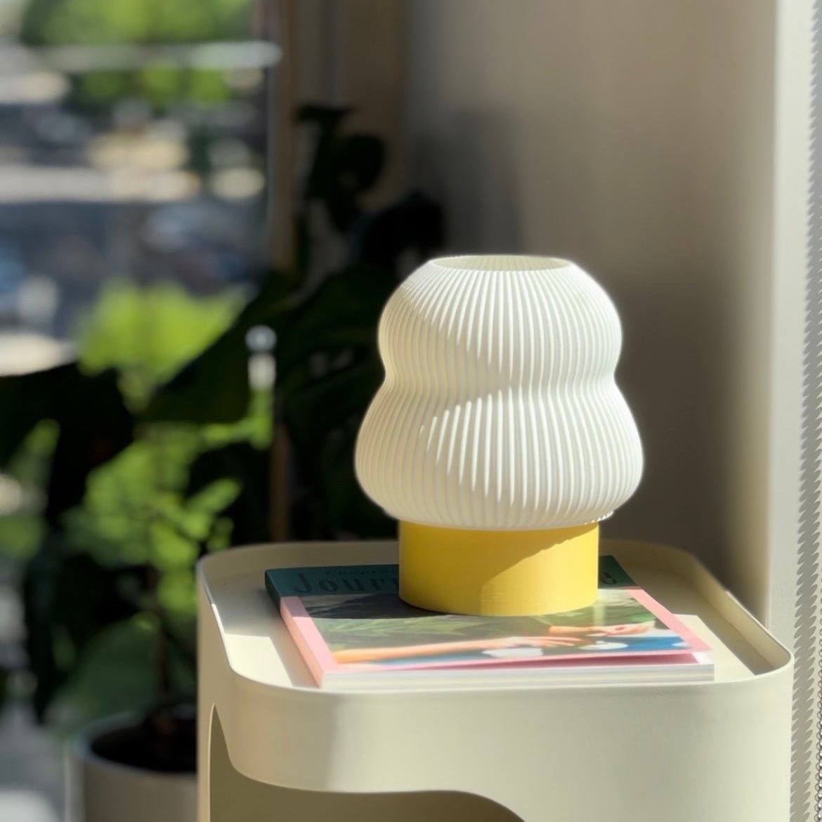 Poly Table Lamp - mosswell.us