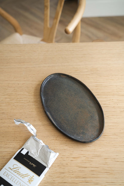 Rust Stoneware Oval Serving Platter - mosswell.us