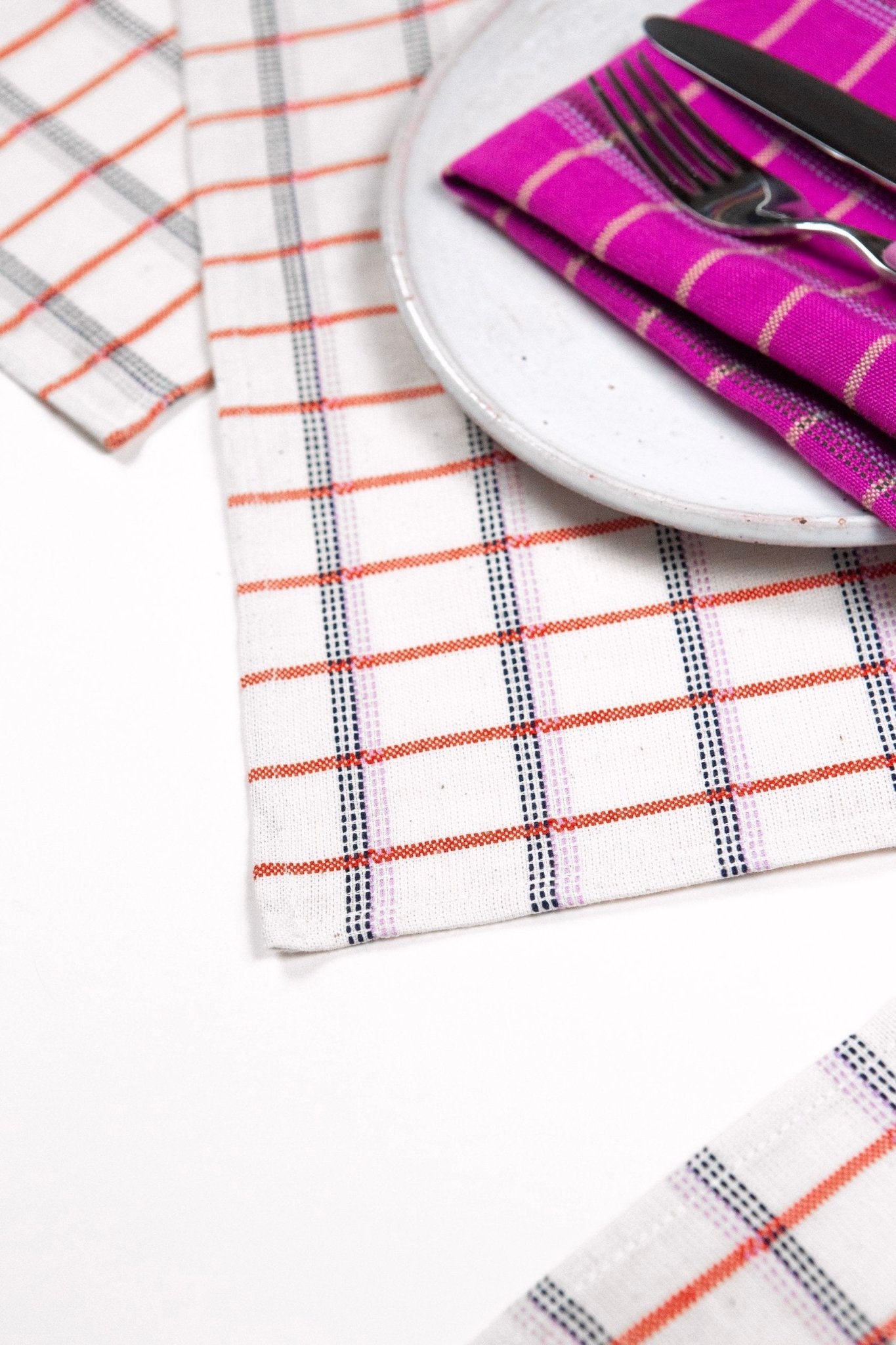 San Lucas Plaid White & Orange Table Runner - mosswell.us