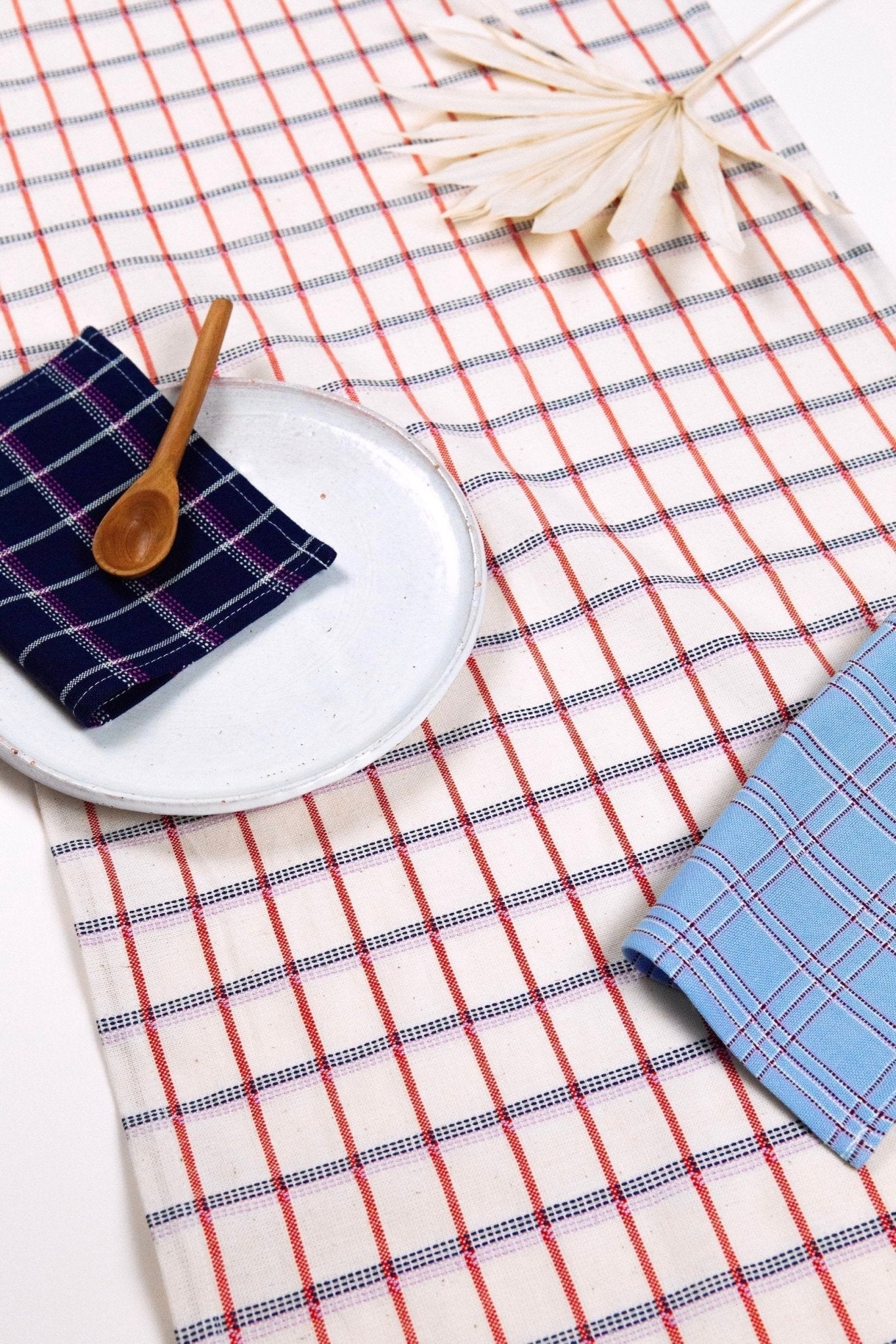 San Lucas Plaid White & Orange Table Runner - mosswell.us