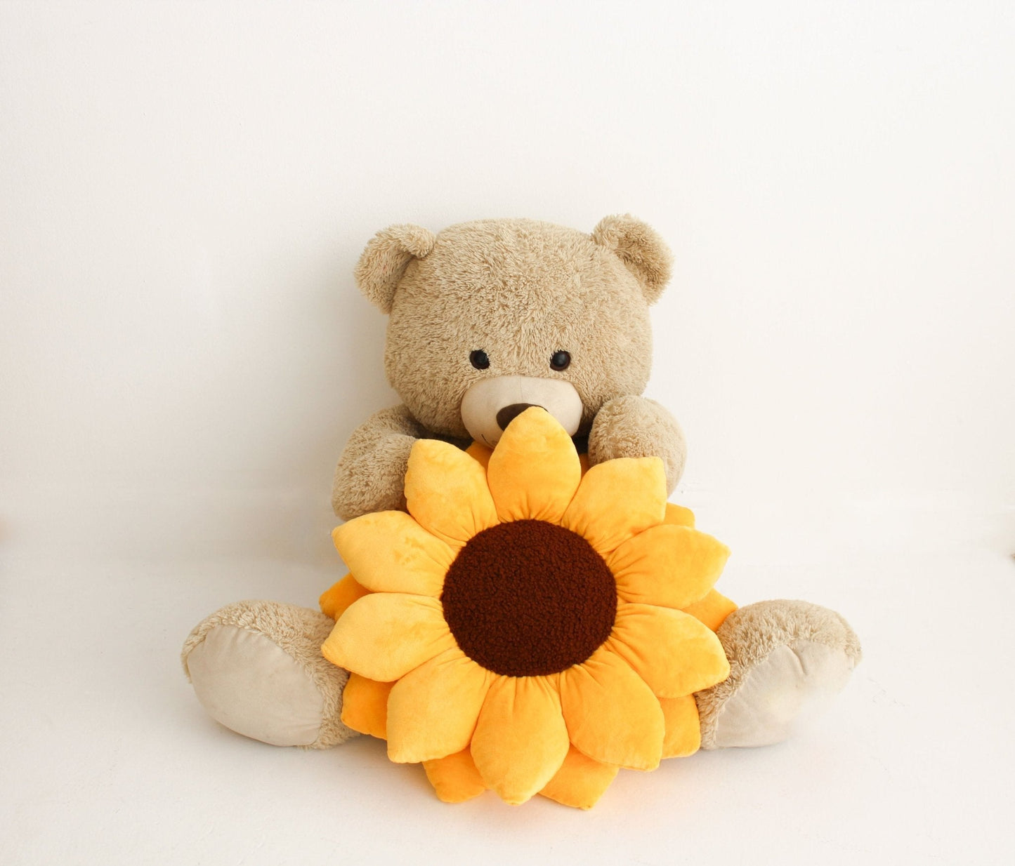 Sunflower Pillow - Golden Yellow - mosswell.us