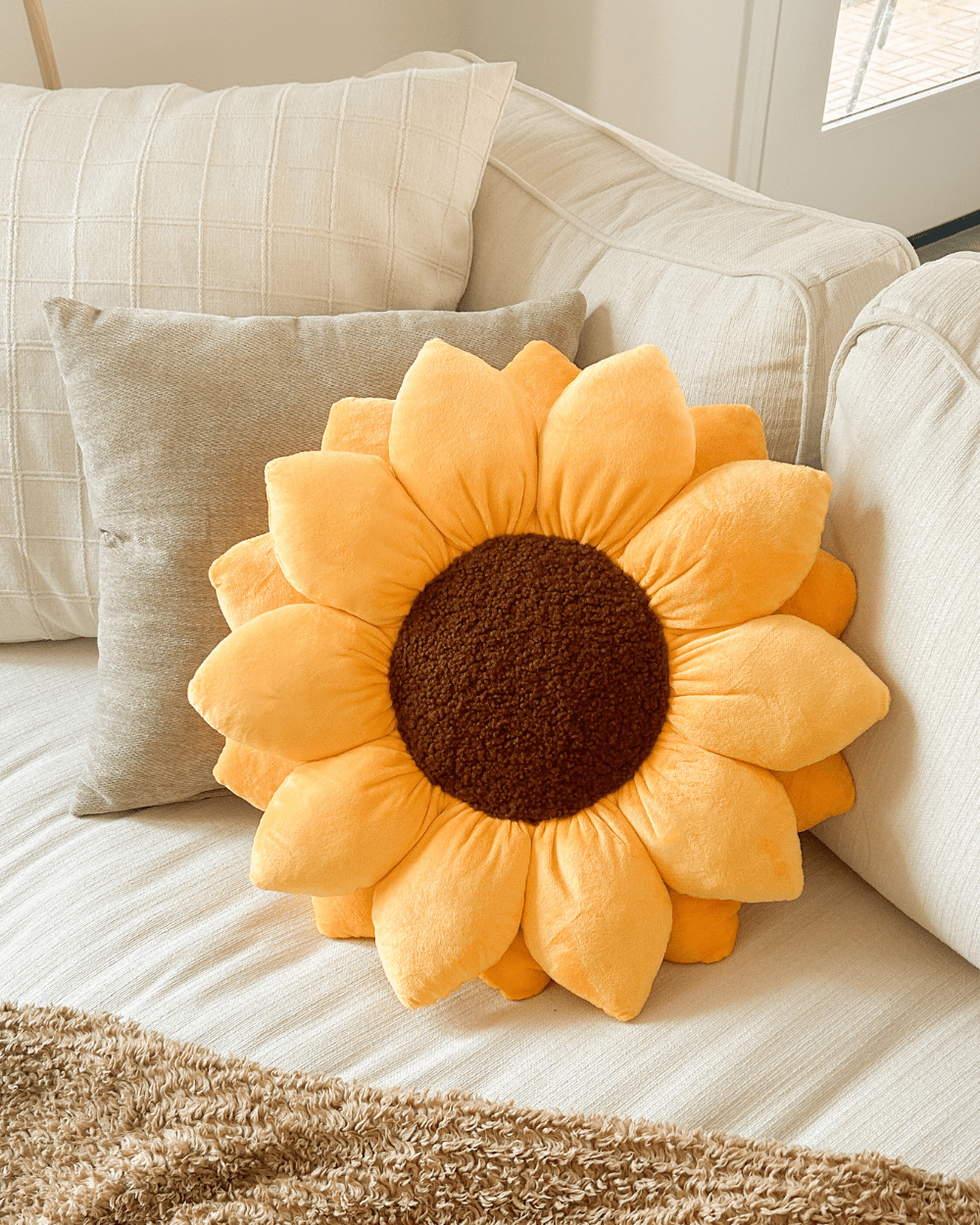 Sunflower Pillow - Golden Yellow - mosswell.us