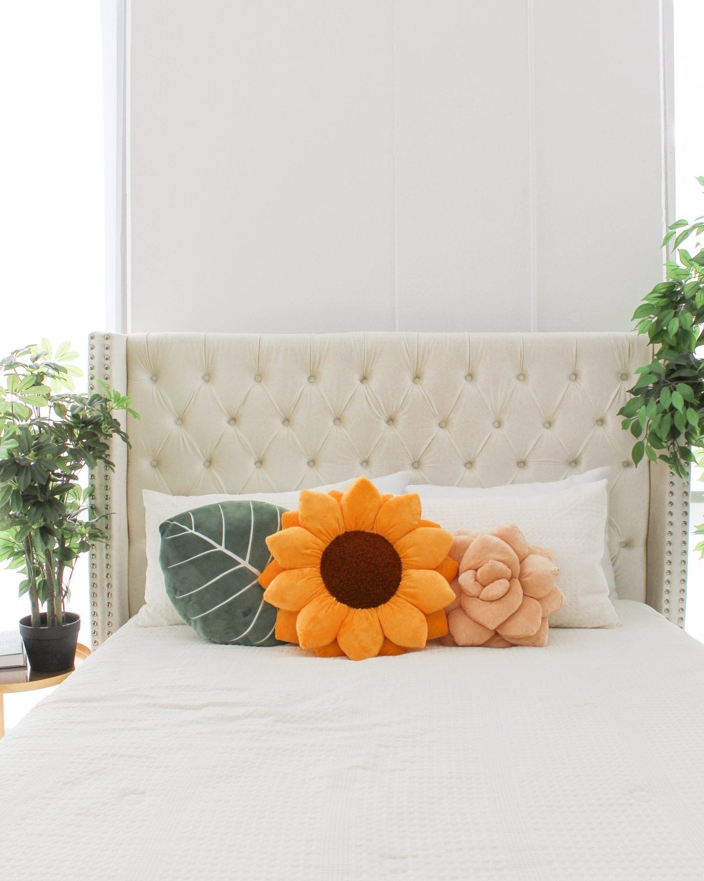 Sunflower Pillow - Golden Yellow - mosswell.us