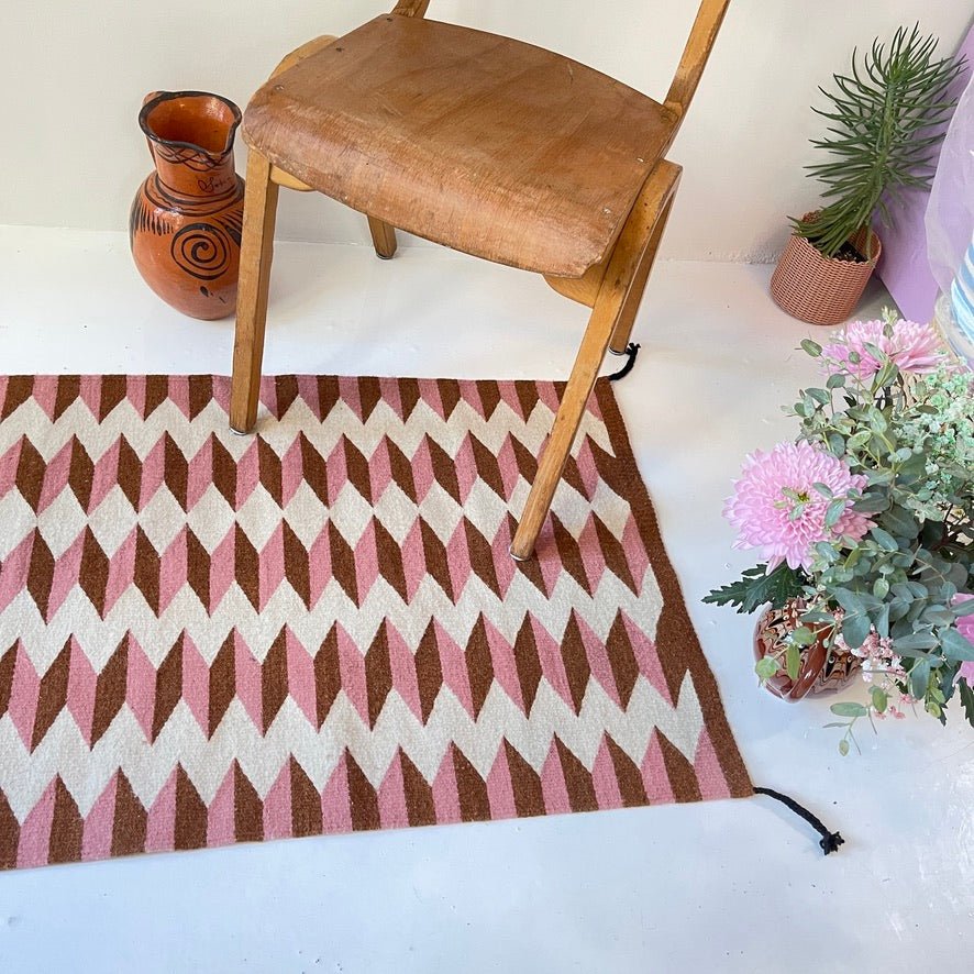 Teo Rug in Umber/Pink - mosswell.us