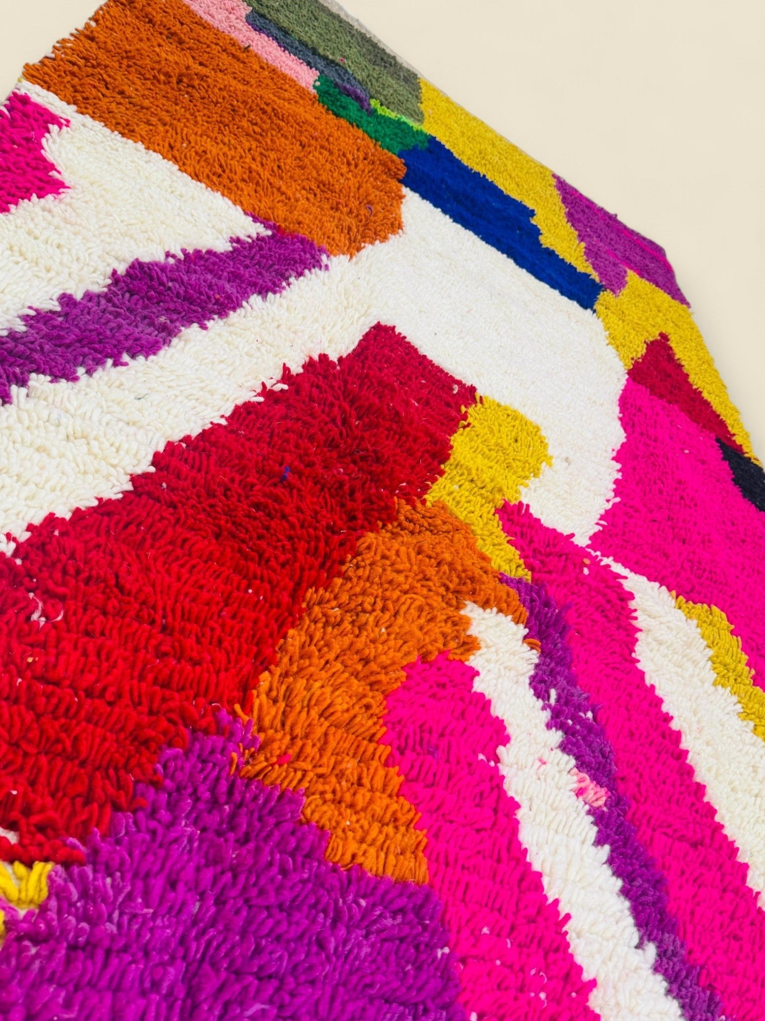 The Fadhma Rug - Handwoven Moroccan Wool - Cat Rodeo