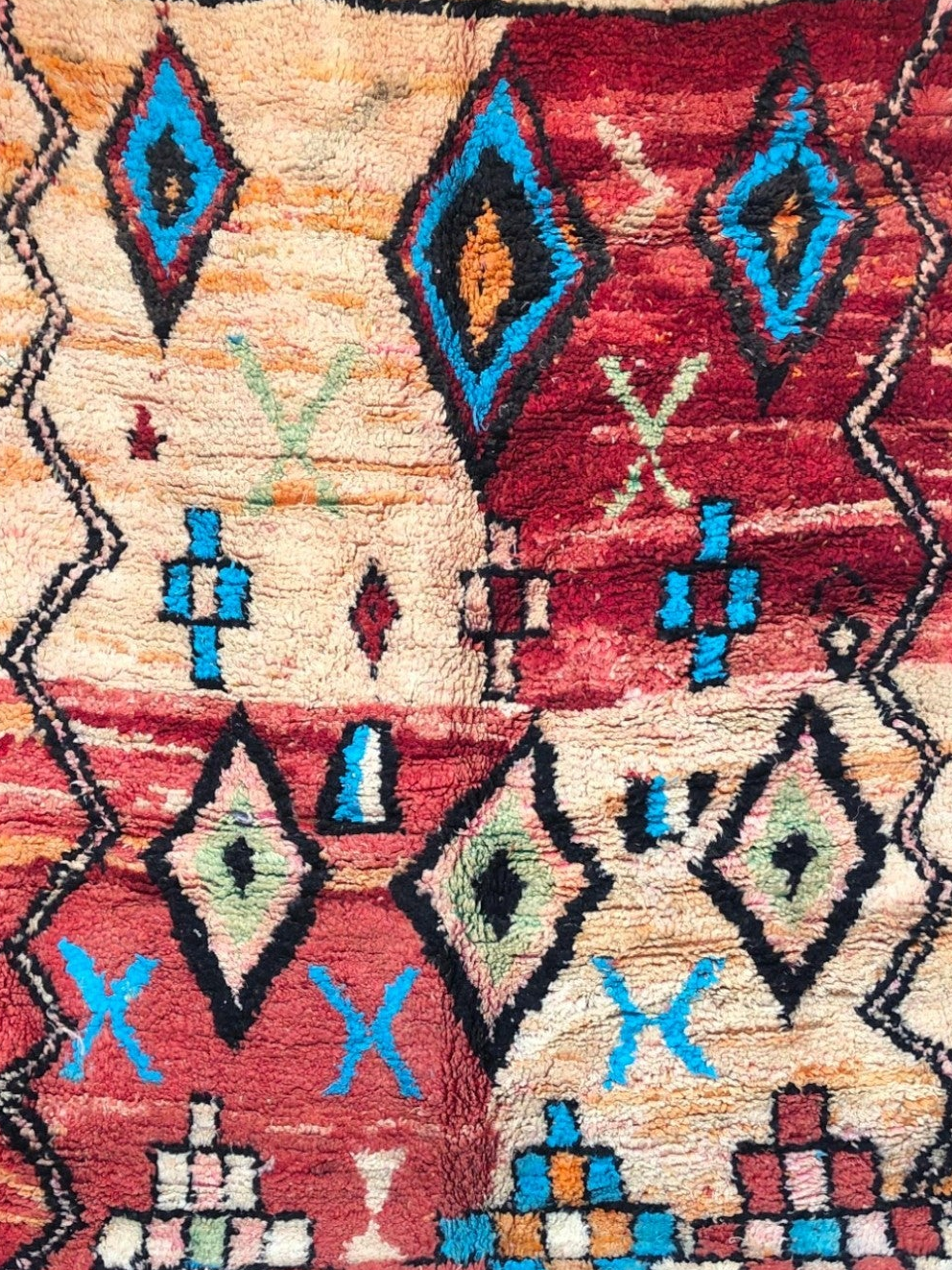 The Fatima Rug – Handwoven Moroccan Wool - Cat Rodeo