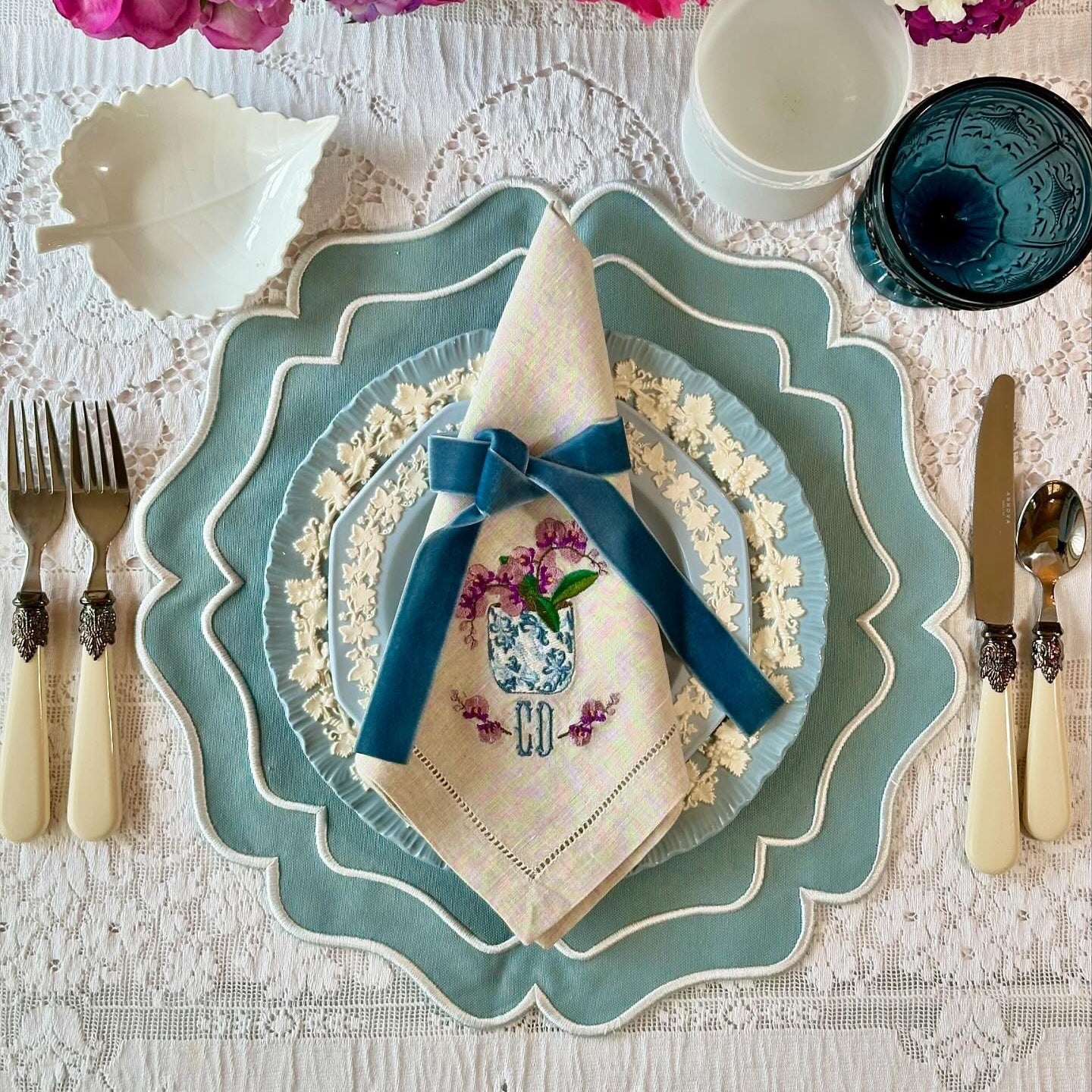 THRIVE BLUE FABRIC PLACEMAT - mosswell.us