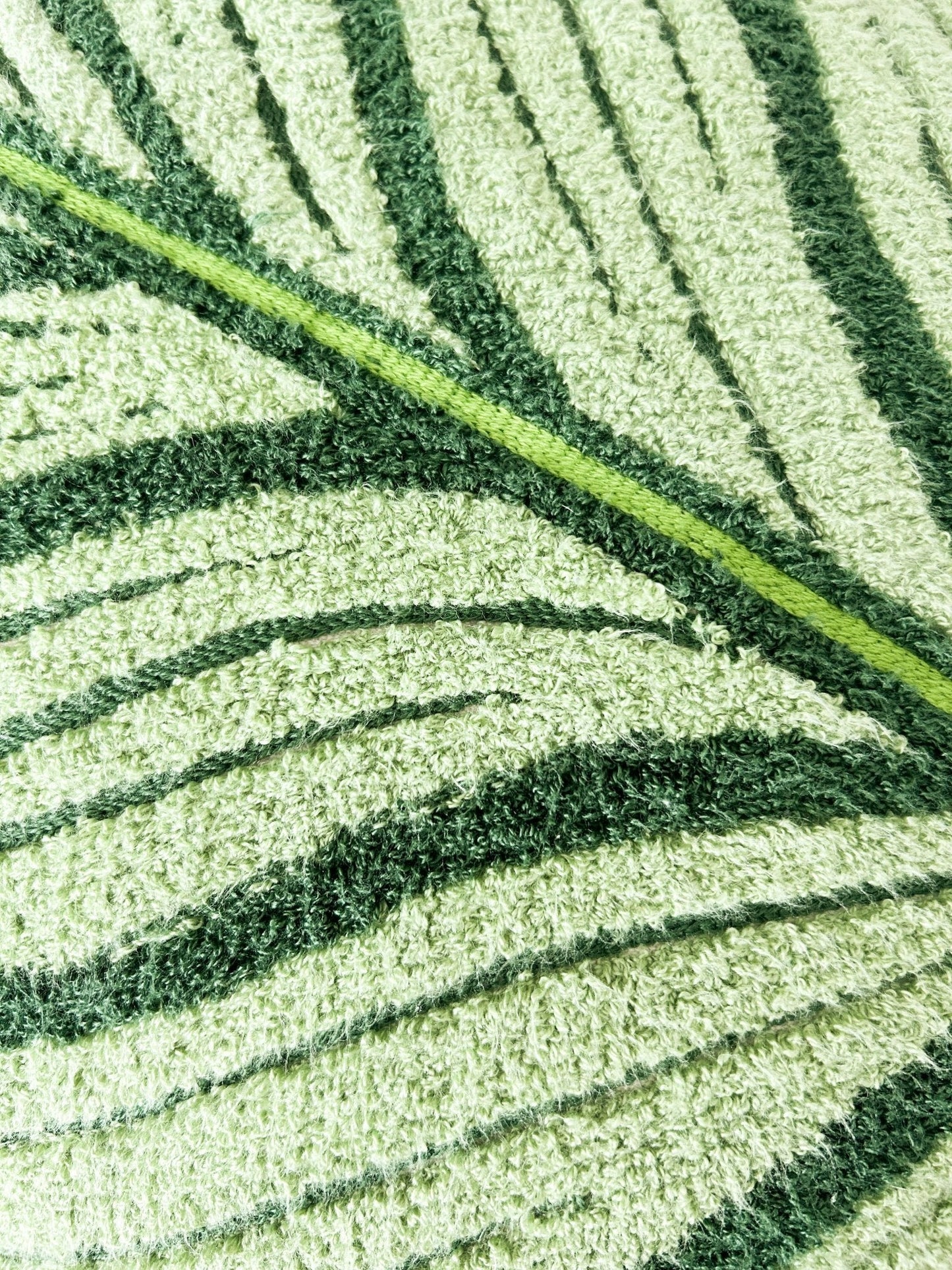 Tufted Calathea Orbifolia Leaf Pillow - mosswell.us